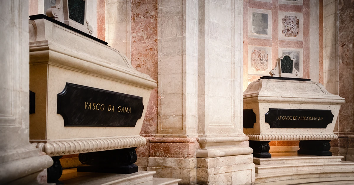 ¿Cuánto cuesta un panteón en España?