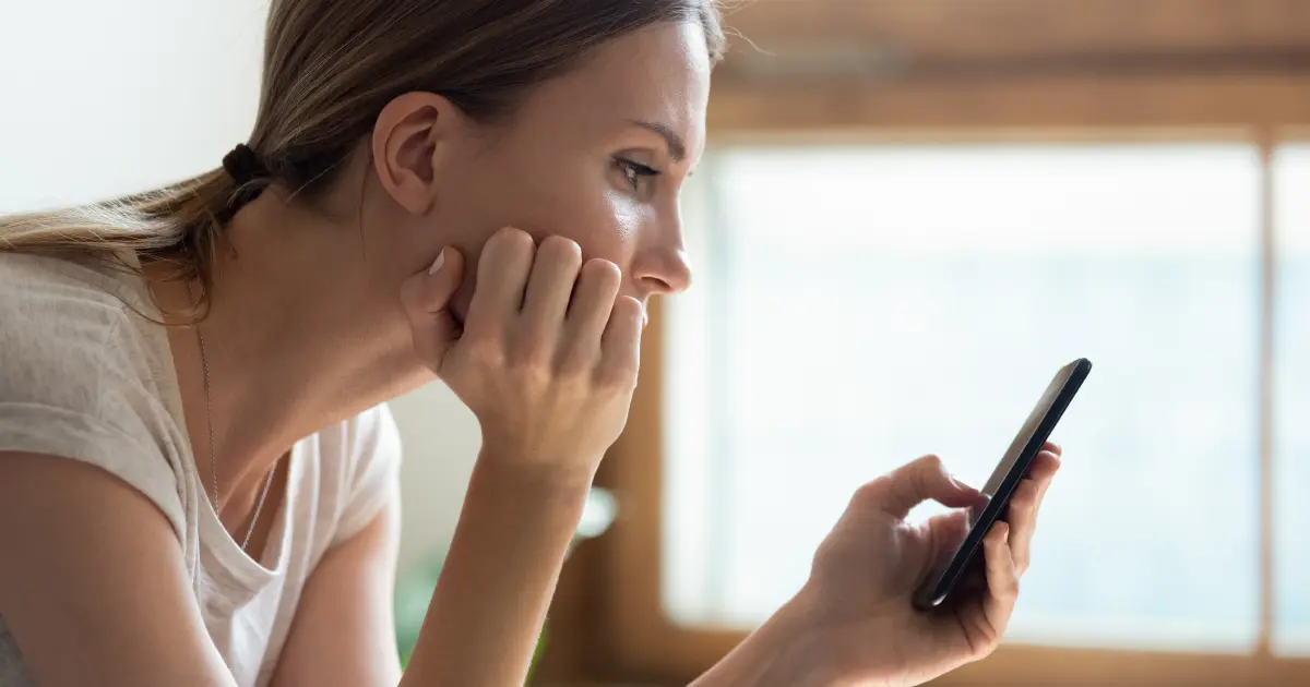 ¿Quién tiene derecho al auxilio por defunción?