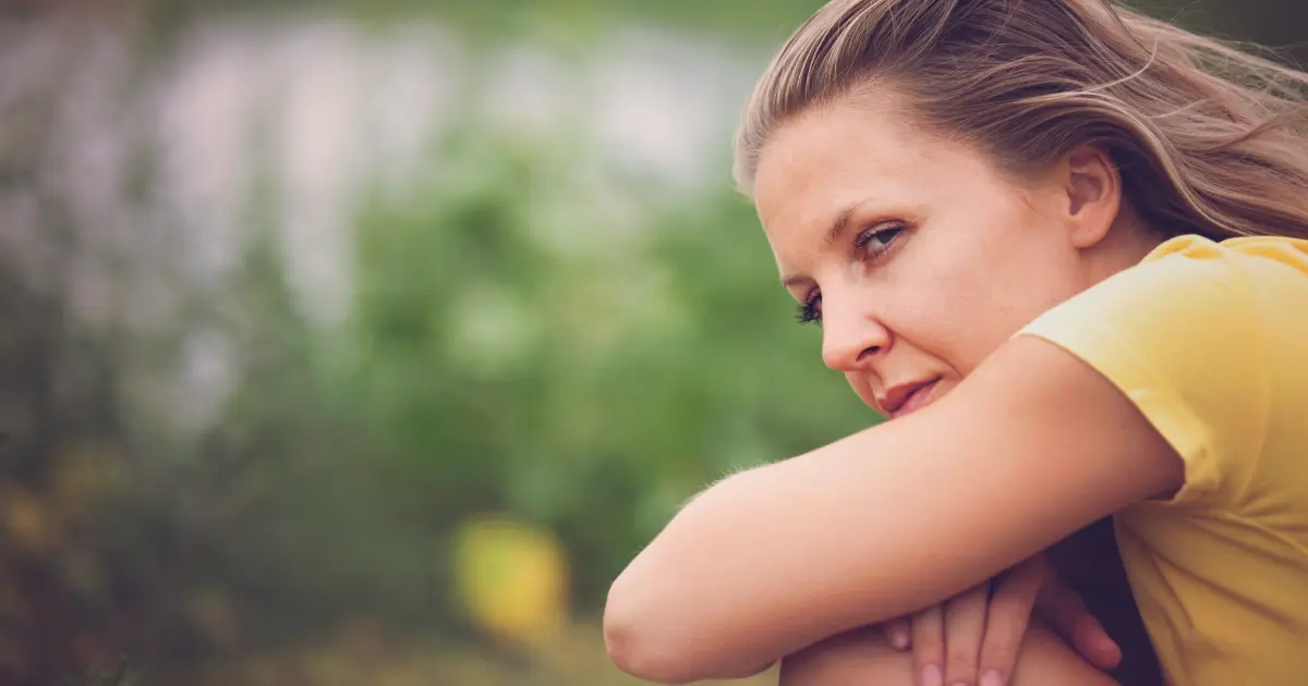 ¿Qué diferencia hay entre velatorio y velorio?