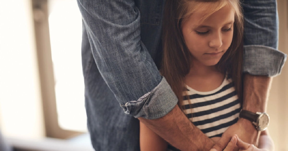 ¿Qué pasa si llevo a mi bebé a un entierro?